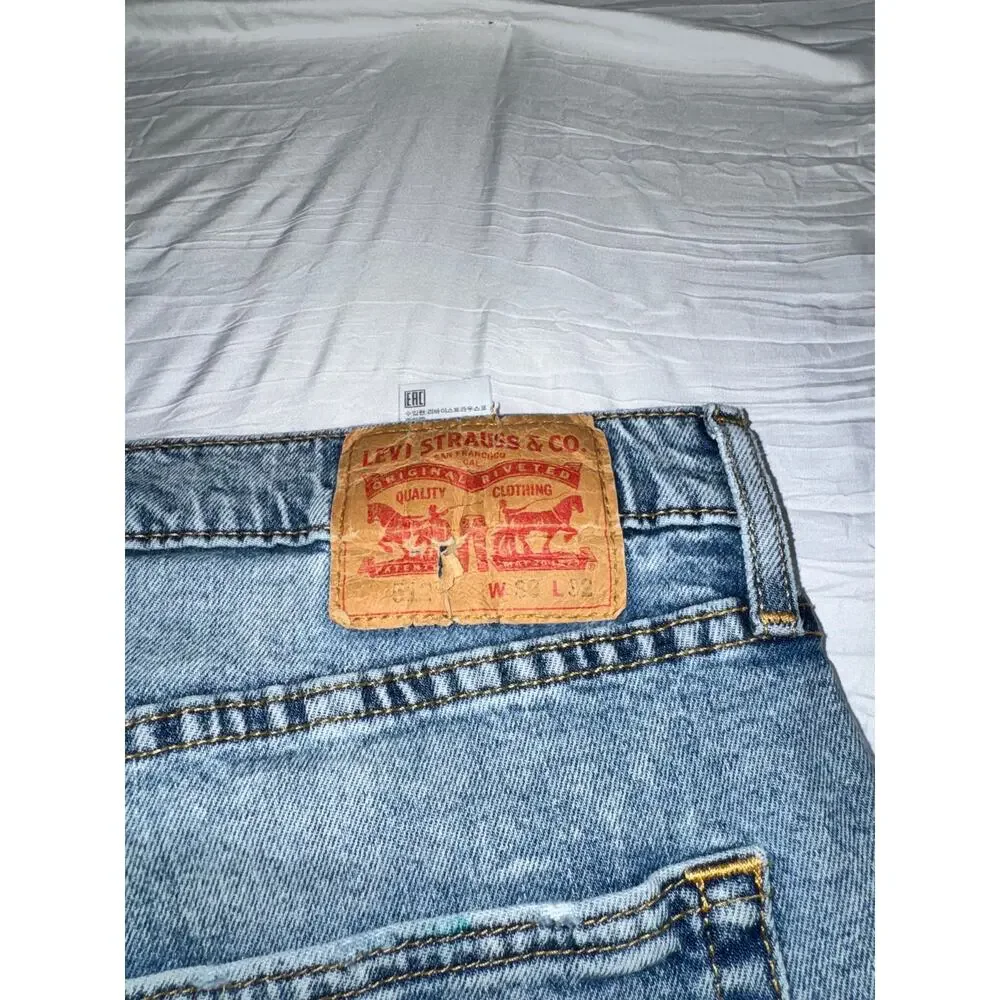 Levis 512